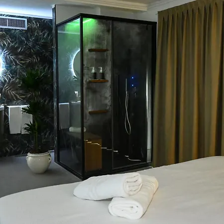 Apartment Paradisea Center *